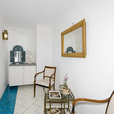 Guest house Calante Luna 2*