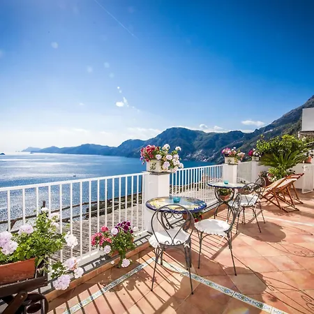 Guest house Calante Luna 2*